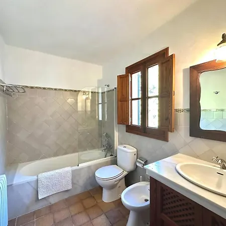 Tofol Villa